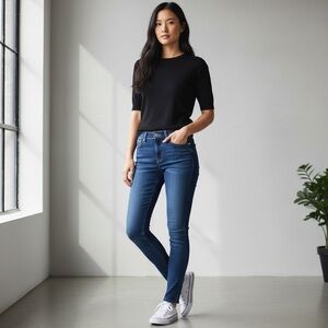 Guess // Power Skinny Low Rise Jeans
